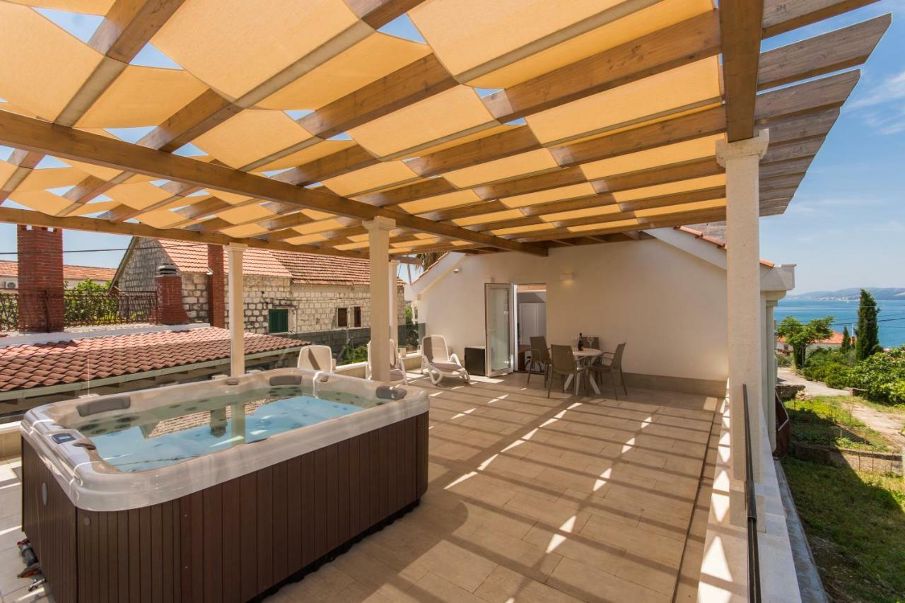 Villa Hurem Trogir Eksteriør billede