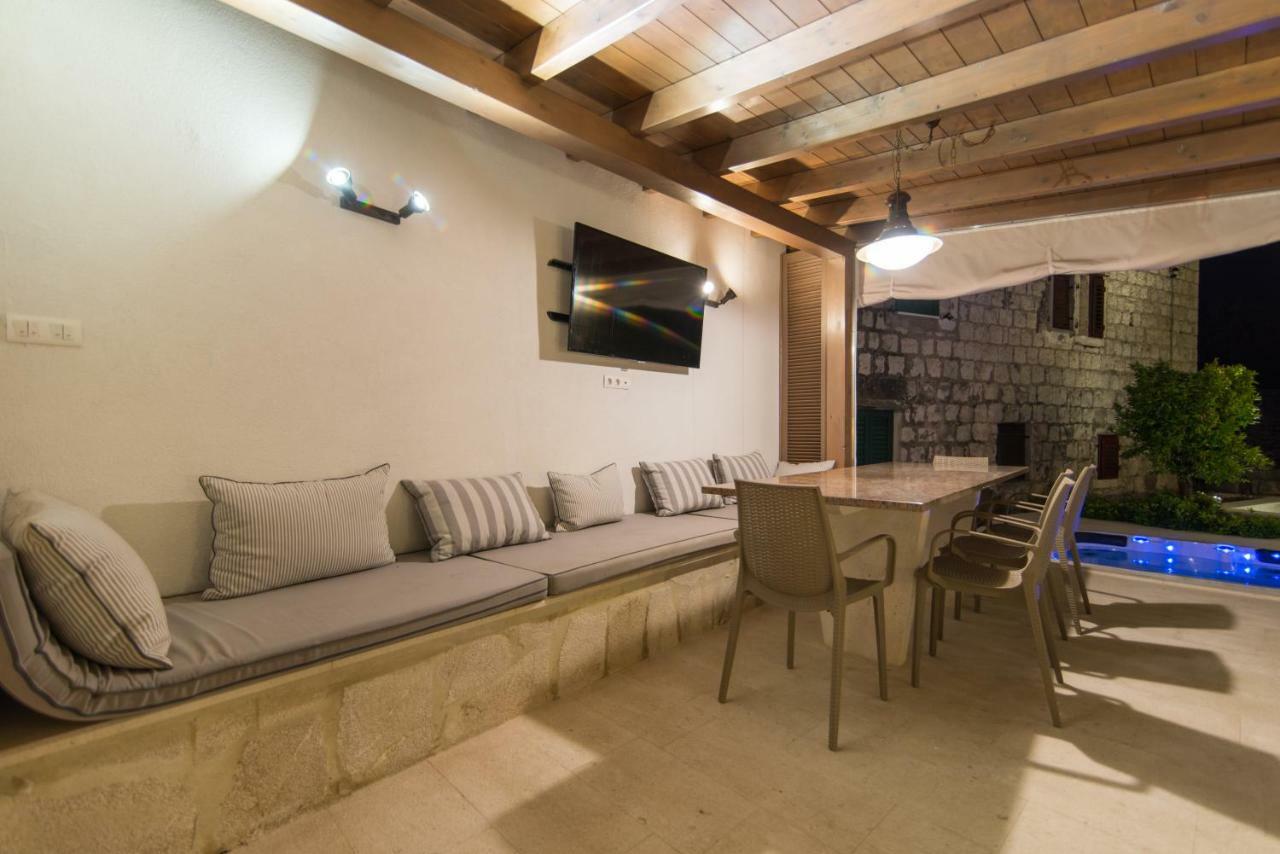 Villa Hurem Trogir Eksteriør billede