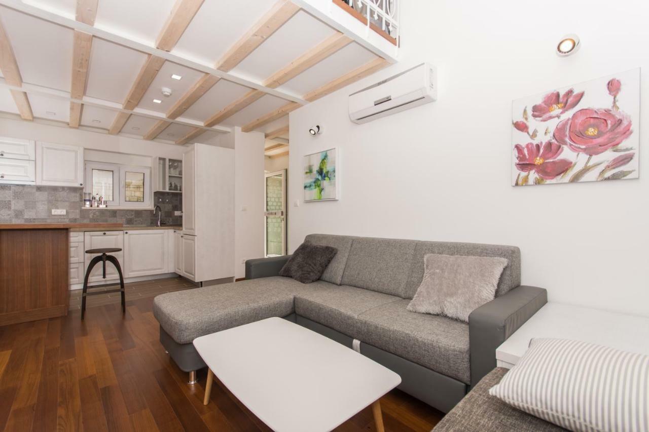 Villa Hurem Trogir Eksteriør billede